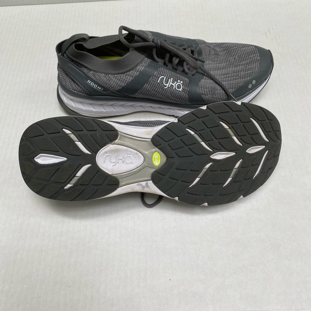 Rykä grey sneakers like new (ryka)